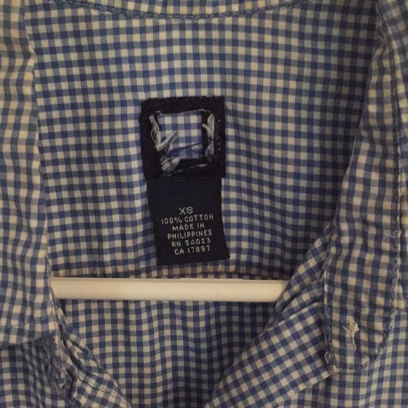Gap Checkered Long Sleeve Button Down - Picture 3 of 5
